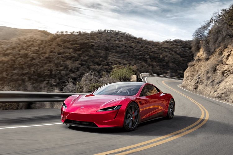 Tesla postpones Roadster unveiling due to weather