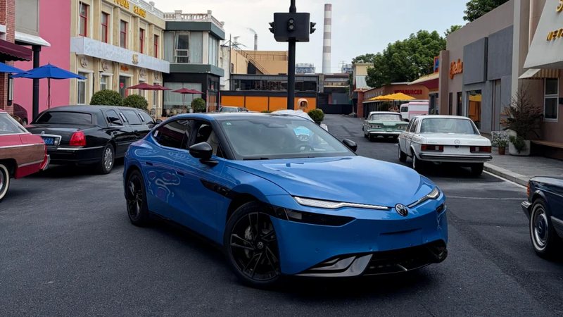 Volkswagen’s new 5C charging ID. Unyx 09 opens pre-sale in China, starting from 29,400 USD