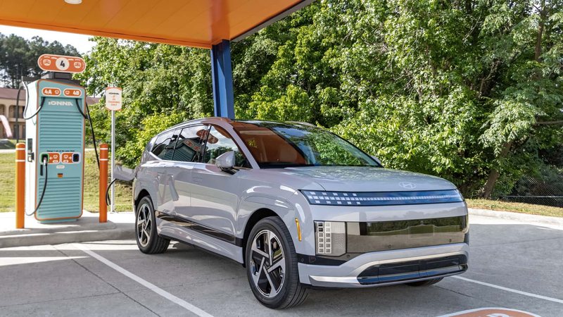 Ionna Has Doubled Its Charging Network This Year. It's Not Slowing Down