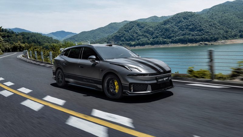 Geely taps Volvo's European network to expand Lynk & Co